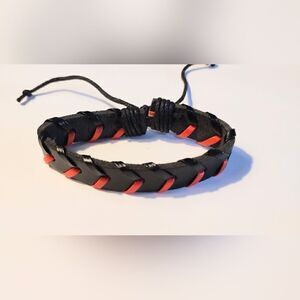 Men's bracelet leather braided black red new d15